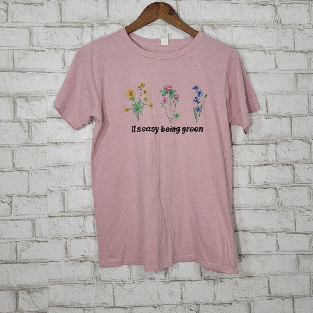 "Its easy being green" graphic tee